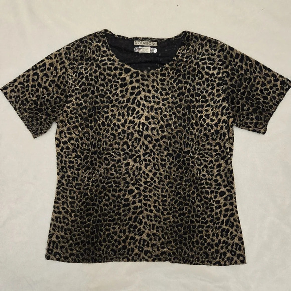 Notations Tops - vintage 90s leopard print tee